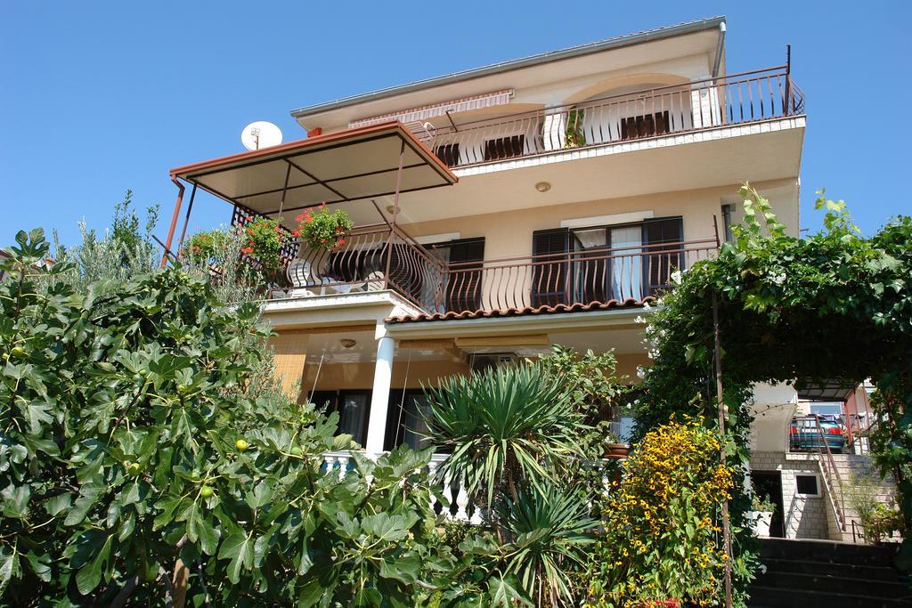 Apartment Dokic Crikvenica Luaran gambar